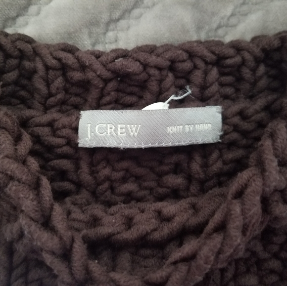 Hand knit Sweater - Picture 5 of 6